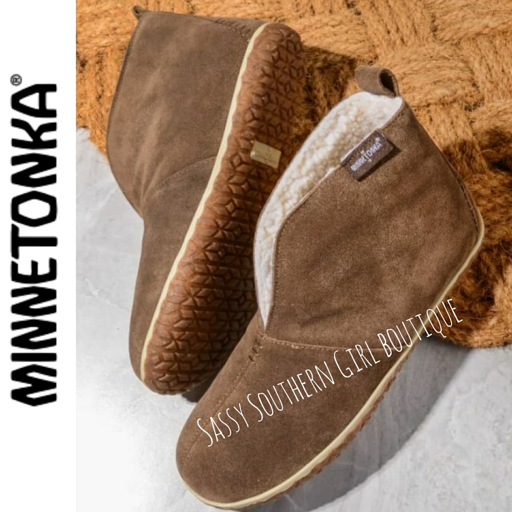 ⭐🆕 MINNETONKA chestnut boots